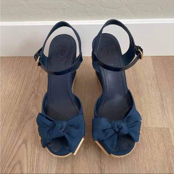 Pre Owned Tory Burch Navy Blue Bow Espadrille Wedge Sandals Sz 9 - Picture 2 of 8